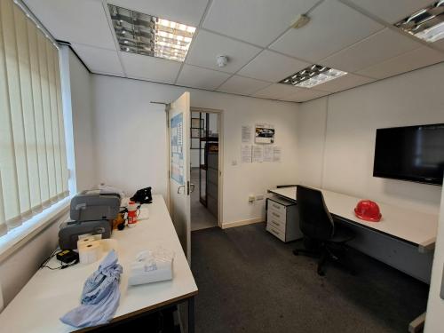 Unit 16, Arkwright Industrial Estate, Arkwright Road, Bedford, MK42