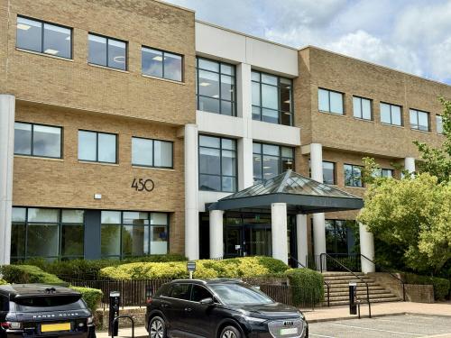 450 Capability Green, Luton, LU1