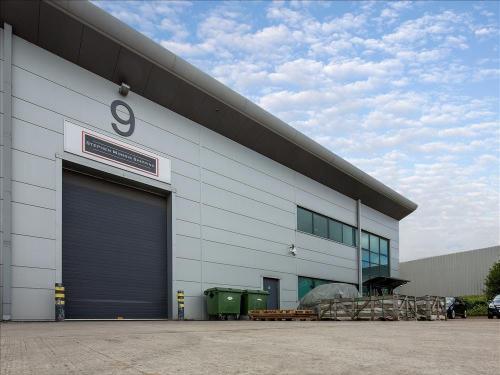 Unit 9, Greenford Park, Ockham Drive, Greenford, UB6