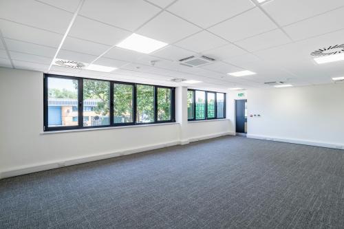 Unit 8, Abbey Road Industrial Estate, Commercial Way, Park Royal, London, NW10