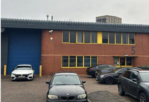 Unit 5, Abbey Road Industrial Estate, Commercial Way, Park Royal, London, NW10