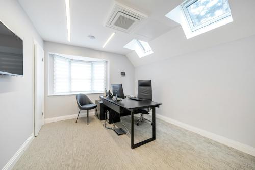 199 Lawrence Street, Mill Hill, London, NW7