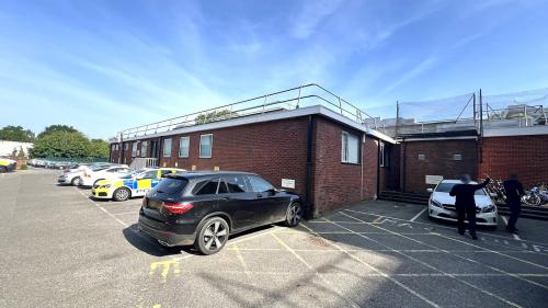 Slough County Court, Windsor Road, Slough, SL1