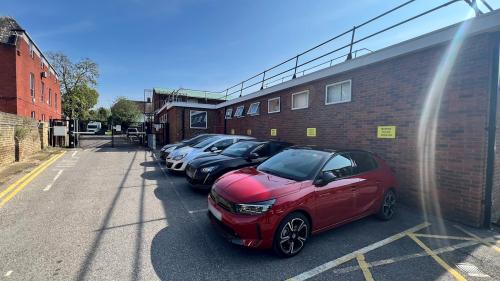 Slough County Court, Windsor Road, Slough, SL1