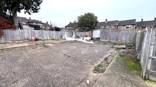 0.09 Acres, 197-203 Lower Lees Road, Slough, SL2