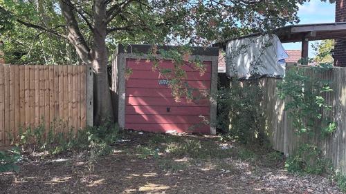 378 Cippenham Lane, Slough, SL1