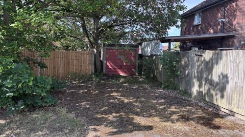 378 Cippenham Lane, Slough, SL1