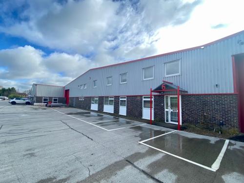 6 Hungerford Trading Estate Smitham Bridge Road, Hungerford, RG17
