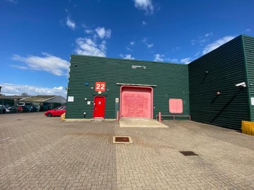 Unit 22, Riverpark Industrial Estate, Ampere Road, Newbury, RG14