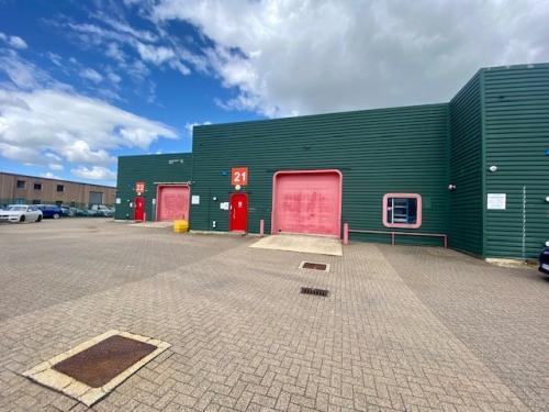 Unit 21, Riverpark Industrial Estate, Ampere Road, Newbury, RG14