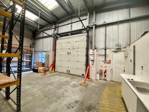 Unit 21, Riverpark Industrial Estate, Ampere Road, Newbury, RG14