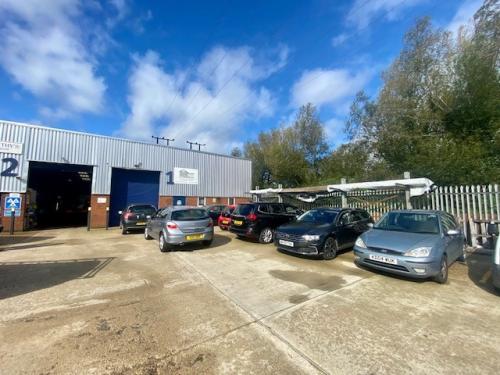 Unit 1, Brookway Trading Estate, Hambridge Lane, Newbury, RG14