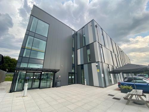 Sovereign House, Greenham Business Park, Lindenmuth Way, Greenham, Thatcham, RG19