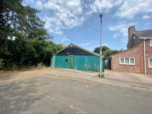 Former Scout Hut, Battery End, Wash Common, Newbury, RG14