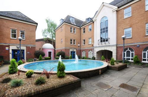 St Annes House, Oxford Street, Newbury, RG14