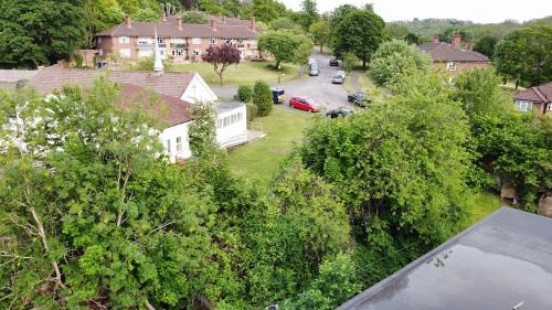 0.48 Acres Kempsfield, 1 Reedham Park Drive, Purley, Croydon, CR8