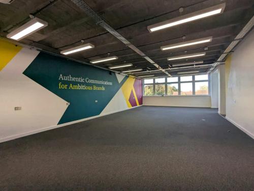 229-235 Cavendish House, High Street, Guildford, GU1