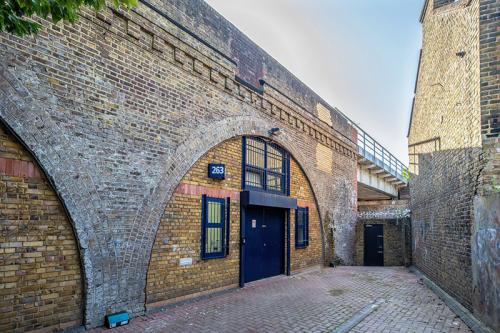 Arch 263, Grosvenor Terrace, Camberwell, London, SE5