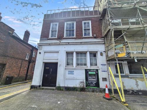 1 Talbot Road, Old Trafford, Manchester, M16