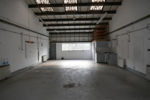 38, Oakwood Hill Industrial Estate, Oakwood Hill, Loughton, IG10