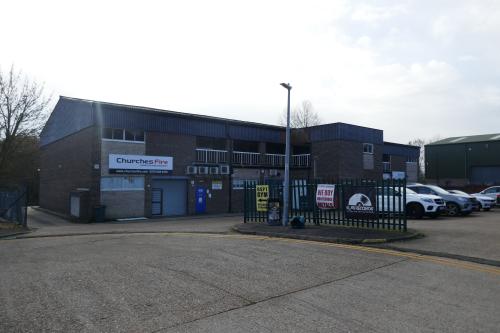 38, Oakwood Hill Industrial Estate, Oakwood Hill, Loughton, IG10