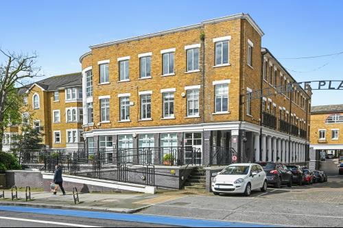 Clapham South, Hillgate Place, Clapham, London, SW12