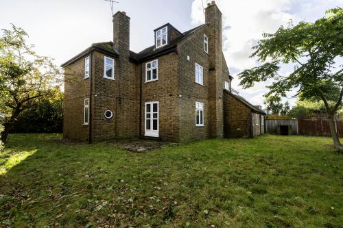 110 Ellesmere Road, Dollis Hill, London, NW10