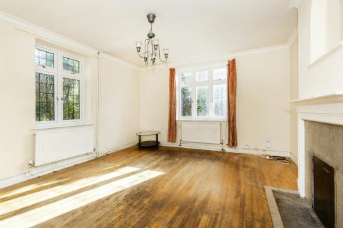 110 Ellesmere Road, Dollis Hill, London, NW10