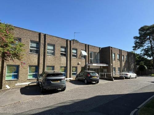 Unit 2 Princes Court, Princes Road, Ferndown, BH22