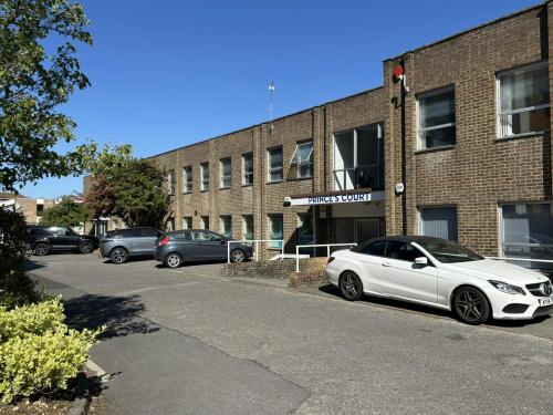 Unit 2 Princes Court, Princes Road, Ferndown, BH22