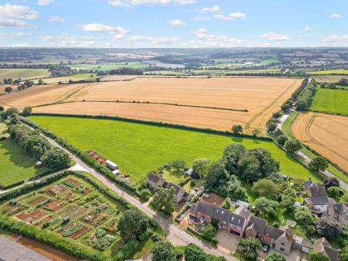 5.10 Acres, Off Duns Tew Road, Banbury, OX15