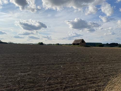 54 Hectares, Byfield, Daventry, NN11