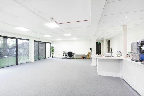 22 Abbey Road, Park Royal, London, NW10