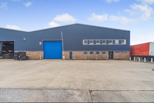Unit 9, Heathway Industrial Estate, Manchester Way, Dagenham, RM10