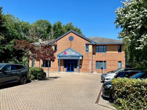 2B, Herongate, Hungerford, RG17