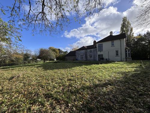 Little Park Farmhouse, 11 Little Park Farm Road, Segensworth, Fareham, PO15
