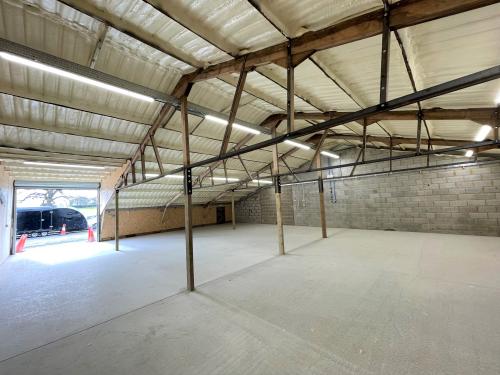 Unit 4F Thornhill Court, Billingshurst Road, Coolham, Horsham, RH13