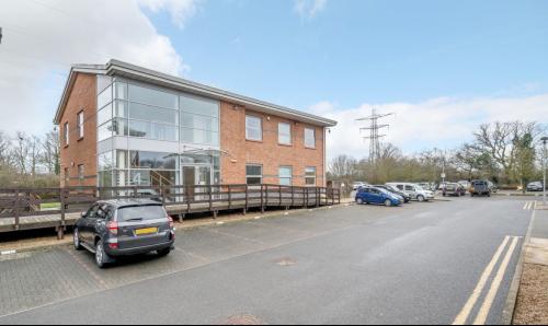 4 Winnersh Fields, Gazelle Close, Winnersh, RG41
