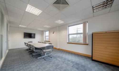 4 Winnersh Fields, Gazelle Close, Winnersh, RG41