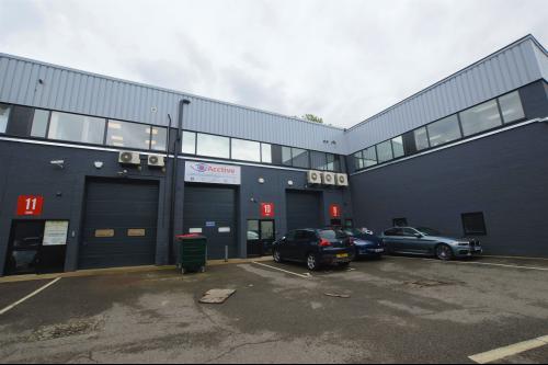 Units 14 & 15, Redlands Centre, Redlands, Coulsdon, CR5