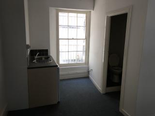 6 Fore Street, Looe, PL13