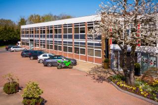 Lansbury Business Estate, 102 Lower Guildford Road, Knaphill, Woking, GU21