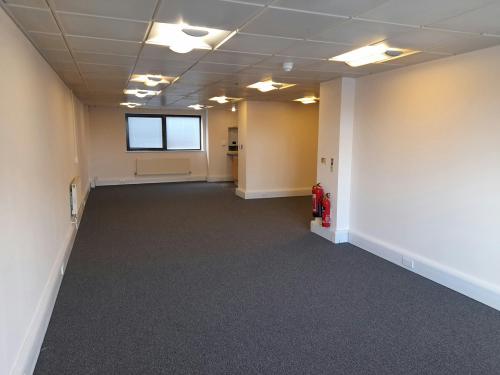 Unit C, Loddon Business Centre, Roentgen Road, Basingstoke, RG24