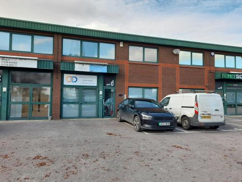 Unit D, Loddon Business Centre, Roentgen Road, Basingstoke, RG24