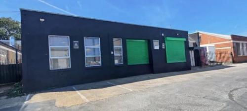 Unit 161-162, Dukes Road, Park Royal, London, W3