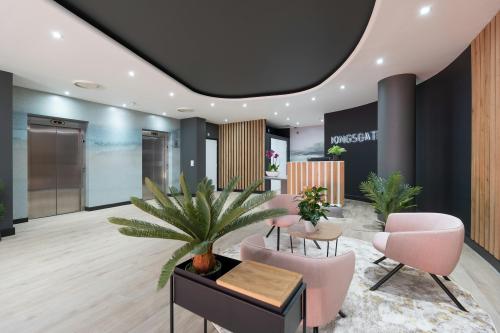 Ground Floor Kingsgate House, 62 High Street, Redhill, RH1