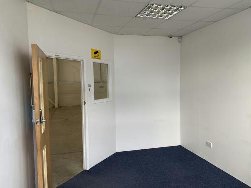 Unit 14, Redhill 23, 29 Holmethorpe Avenue, Redhill, RH1