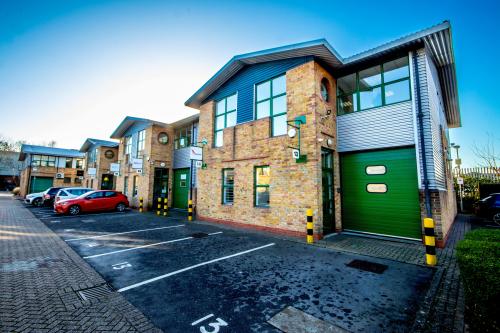 Units 2 & 18, First Quarter, Blenheim Road, Epsom, KT19