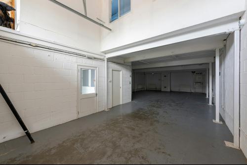 Unit 7, Progress Business Park, Progress Way, Croydon, CR0