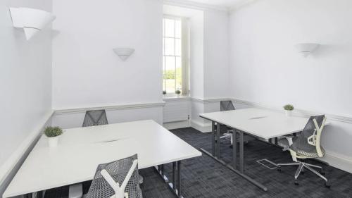 Cams Hall Serviced Offices, Fareham, PO16